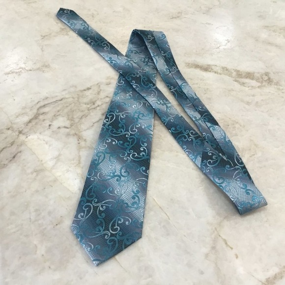 GIANFRANCO ITALY TIE with POCKET SCARF - Picture 6 of 7